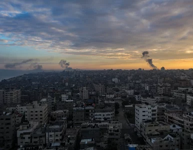 Miniatura: Krwawy ostrzał Strefy Gazy. Rakiety spadły...