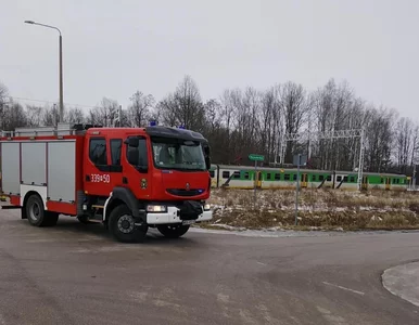 Miniatura: Pociąg wciągnął 17-latka pod koła. Rodzice...