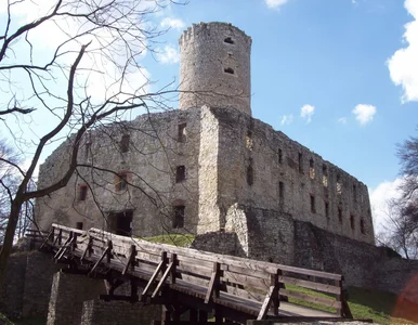 Miniatura: Zamki „wybudzone” z zimowego snu. Już są...