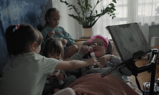 Miniatura: Przełamujący tabu serial „Pełnosprawni”....