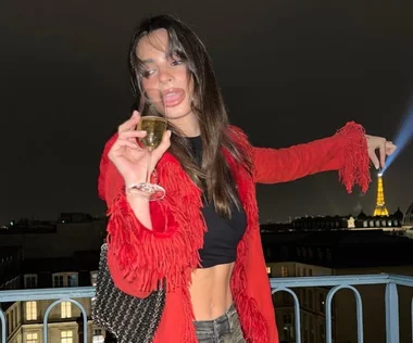 Emily Ratajkowski