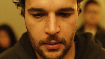 Christopher Abbott jako James White (2015)