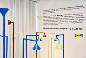 Premiera kolekcji IKEA PS 2026 w warszawskiej Mysiej 3 przyciągnęła miłośników designu, projektantów i media. Nowa seria IKEA stawia na ruch, kolor i eksperymentalne formy we wnętrzach 