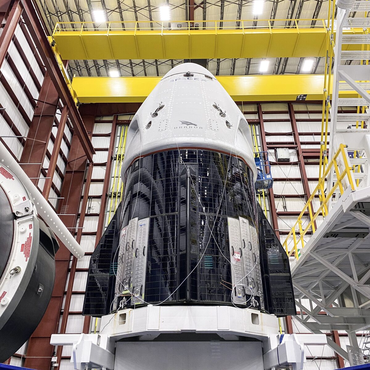 Falcon 9 z kapsułą Dragon 2 