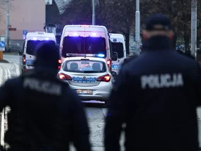 Miniatura: Ruszył z nożem na policjanta...