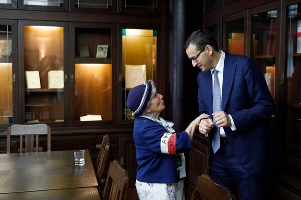 Miniatura: Udział premiera w obchodach 74. rocznicy...