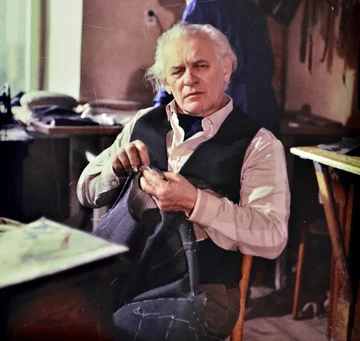 Kadr z filmu „Dekalog” 1988. Kadr z filmu „Dekalog” w reżyserii Krzysztofa Kieślowskiego, n/z Tadeusz Łomnicki.