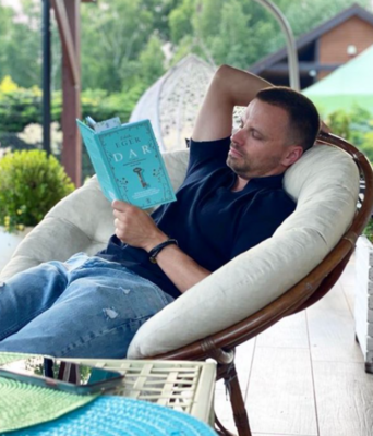 Miniatura: Marcin Hakiel chętnie relacjonuje chwile z...