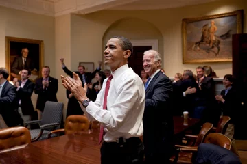 Kadr z serialu dokumentalnego „Obama: Ku doskonalszej unii” 
