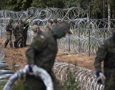 MON informuje o ataku grupy kilkuset migrantów. „Żołnierze oddali...