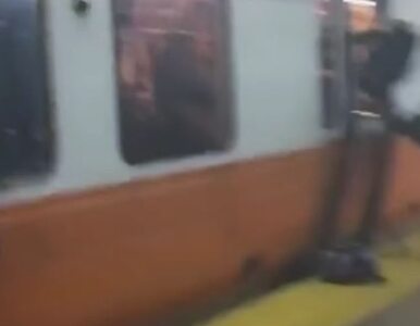 Miniatura: Dym w wagonach i panika w metrze....