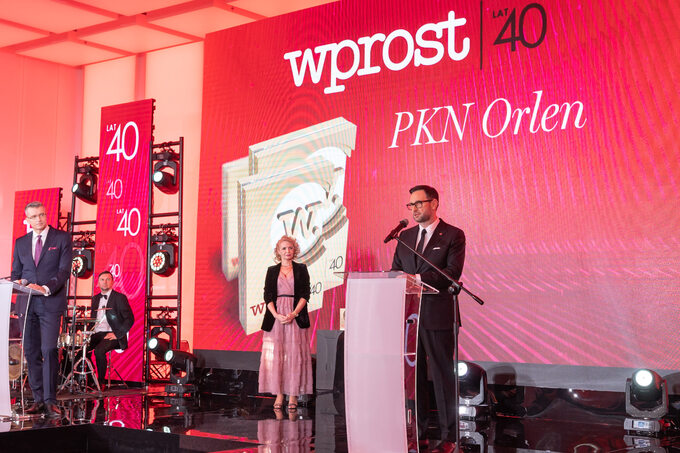Daniel Obajtek, prezes PKN Orlen, przemawia podczas rozdania nagród specjalnych wydawcy tygodnika „Wprost”