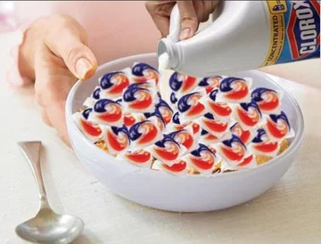 Memy o kapsułkach do prania 