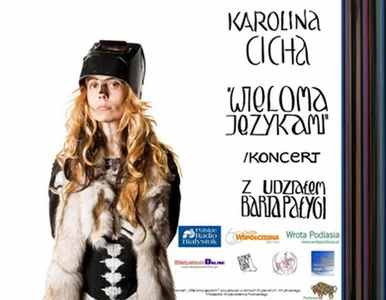 Miniatura: Karolina Cicha śpiewa "Wieloma językami"