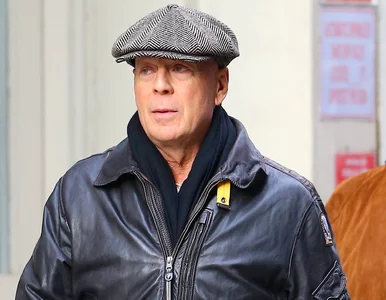 Miniatura: Bruce Willis robił zakupy bez maseczki....