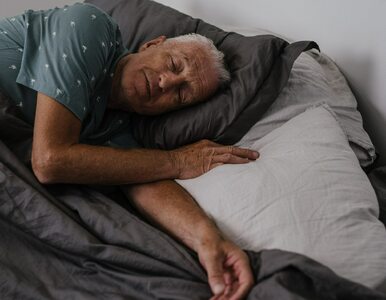 Miniatura: Ile powinni spać seniorzy? Odpowiedź może...