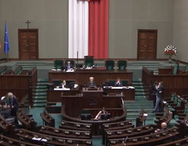 Miniatura: Posłanka PO blokowała mównicę w Sejmie, bo...