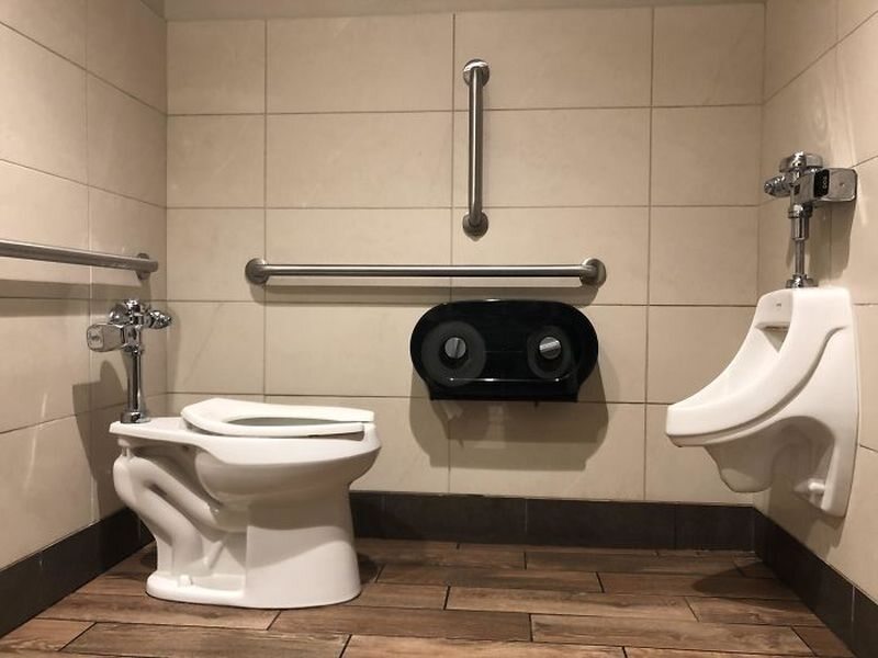 Toaleta dla ludzkiej stonogi 