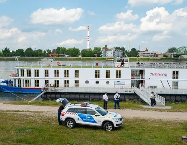 Miniatura: Statek wycieczkowy zderzył się z...