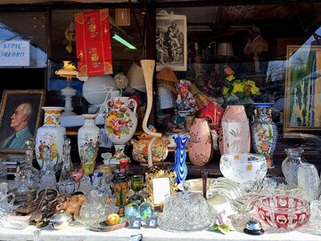 Bazar staroci na&nbsp;Kole w&nbsp;Warszawie