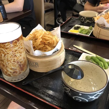 Ramen w kuflu? Smacznego! 