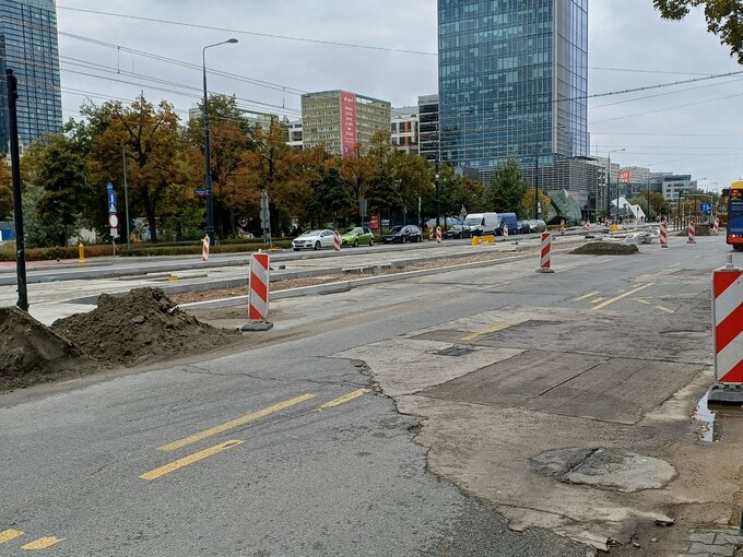 Ulica Marszałkowska na wysokości Filharmonii Narodowej