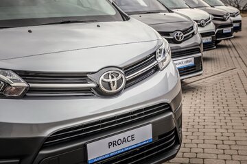 Samochody dostawcze Toyoty w&nbsp;Toyota Professional Wesoła