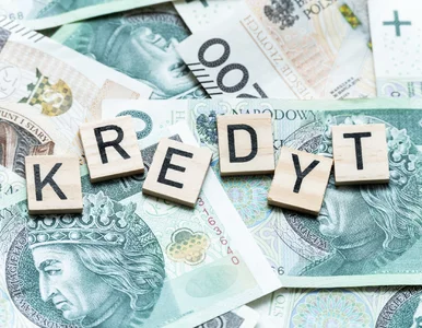 Miniatura: Tak banki zarabiają na prowizjach. Ekspert...