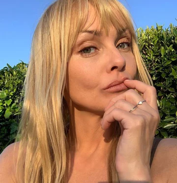 Izabella Scorupco 