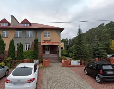 Miniatura: Kadzidło. Atak nożownika w szkole na...