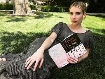 Emma Roberts 