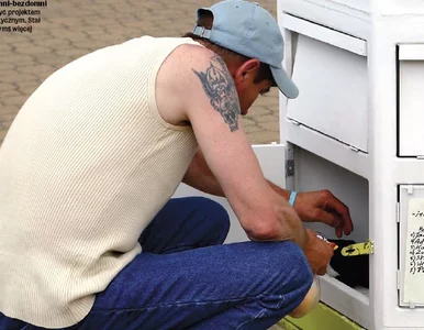 Miniatura: Bratanie się z biedą jest w modzie