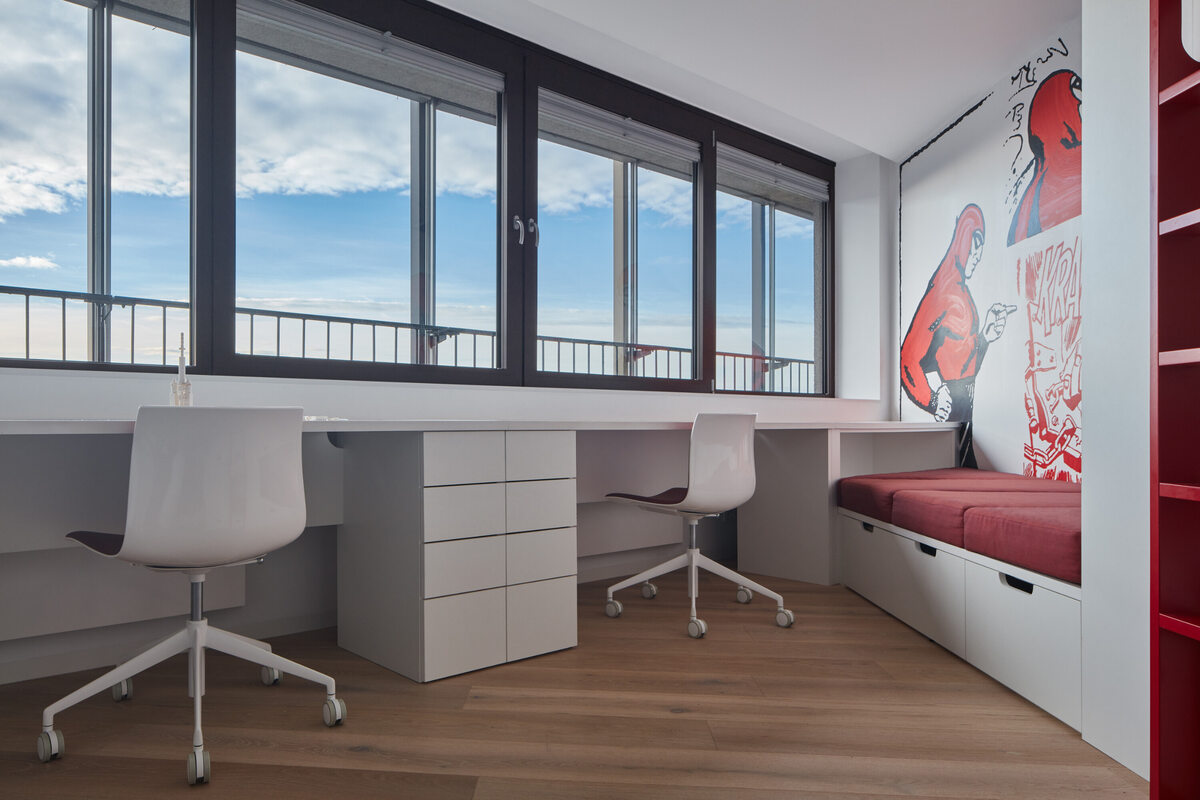 Minimalistyczny apartament z panoramicznym widokiem, projekt Barbora Léblová Linka, Barbora Léblová