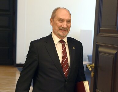 Miniatura: Macierewicz o analogii między USA a...