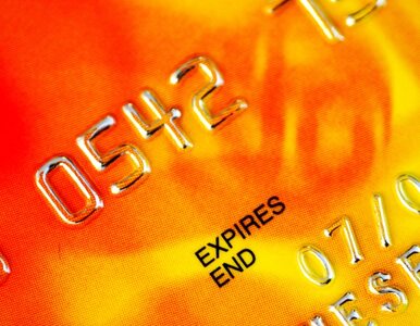 Miniatura: Prowizje za płatności kartą miały być...
