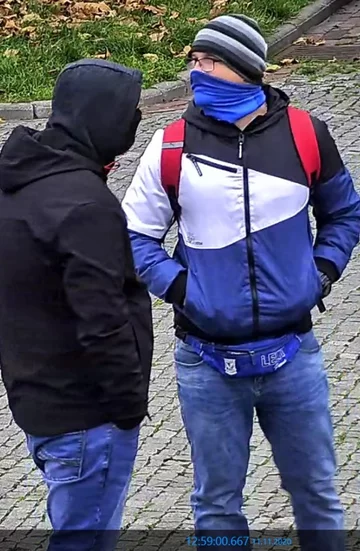 Marsz Niepodległości – zdjęcia policji. Znasz te osoby? Zgłoś się lub zadzwoń na policję 