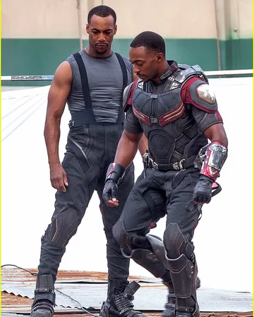 Anthony Mackie (Falcon) i jego dubler Aaron Toney 