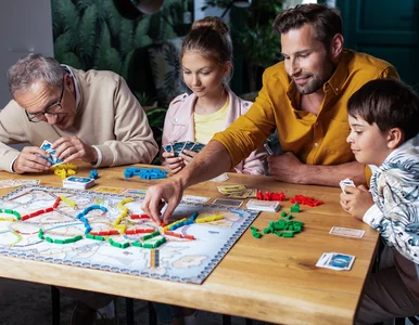 Miniatura: Emocje, które zbliżają