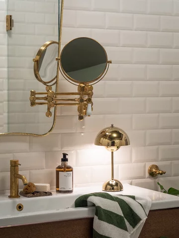 Eklektyczne wnętrza w duchu retro w domu fińskiej florystki Eklektyczne wnętrza w duchu retro