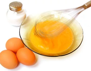 Miniatura: "Najpierw cebuleczka...". Kłopotka przepis...