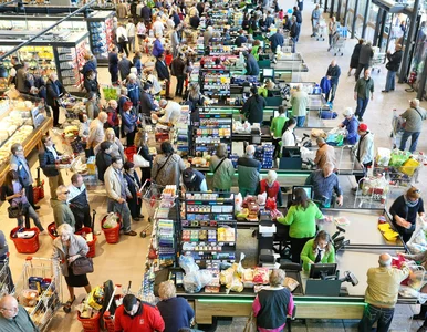 Miniatura: Biedronka i Lidl szaleją z promocjami. Te...