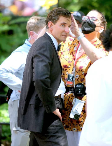 Bradley Cooper na planie filmu „Maestro”