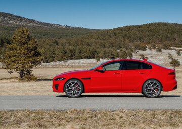 Jaguar XE