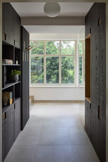 Renowacja willi z lat 30. w Pradze. Projekt Atelier Hajný 