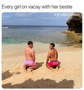 Mężczyźni parodiujący kobiety 