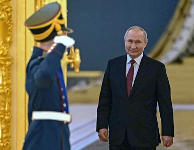 Miniatura: Kreml chce wychowywać młodzież?...