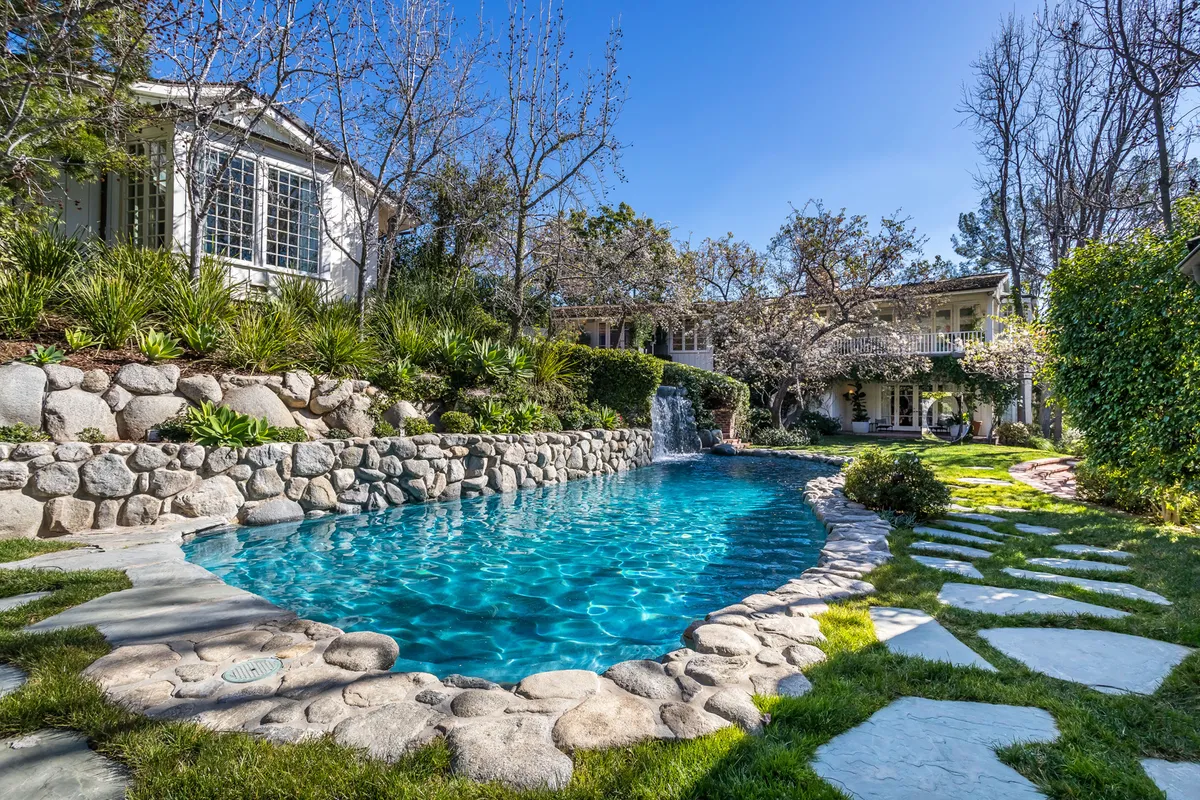 Dom Jima Carreya w Brentwood w Los Angeles 
