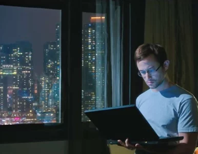 Miniatura: 5 powodów dla których warto obejrzeć Snowdena