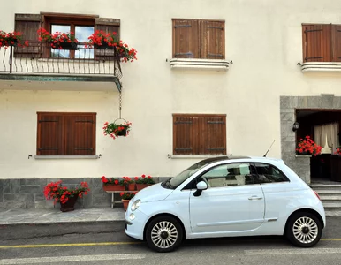 Miniatura: Polacy przekonują się do mikrosamochodów