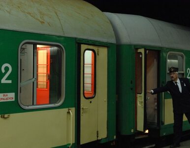 Miniatura: Ogromne utrudnienia na kolei w Warszawie....